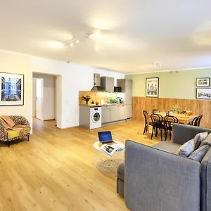 Jimmy's Dandelion Apartmanhotel Bécs