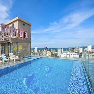 Bliss Luxury **** Da Nang